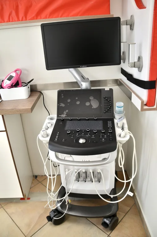 Ultraschallgerät im Behandlungsraum